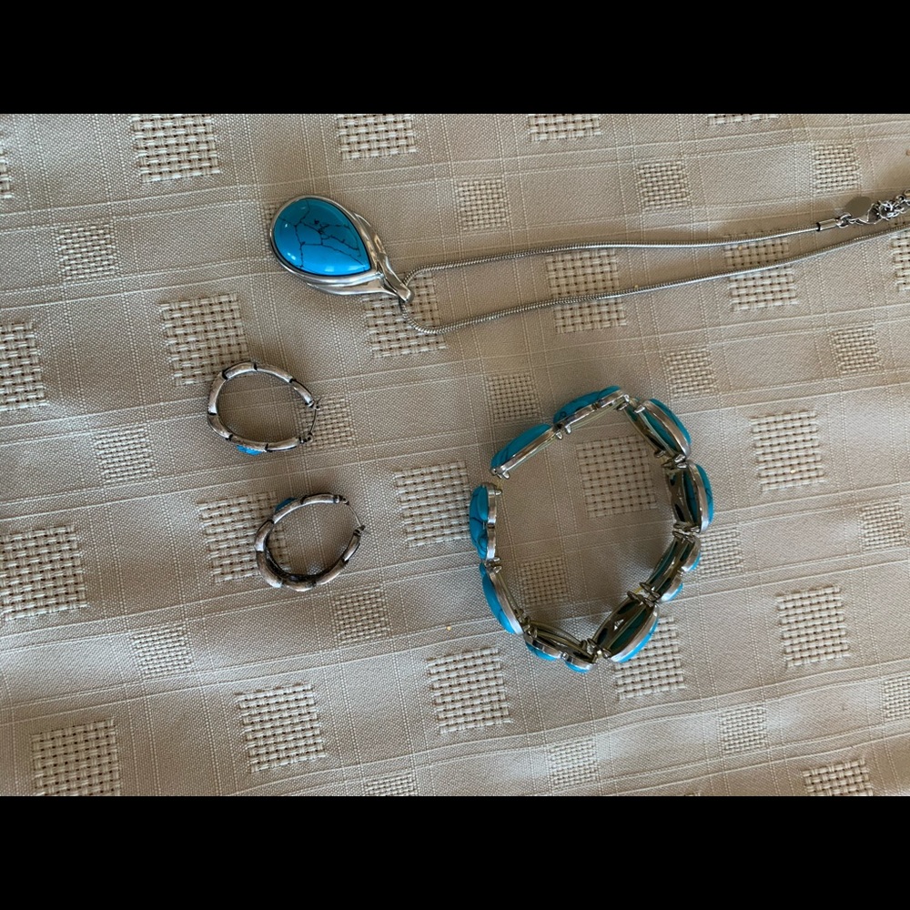 Turquoise set